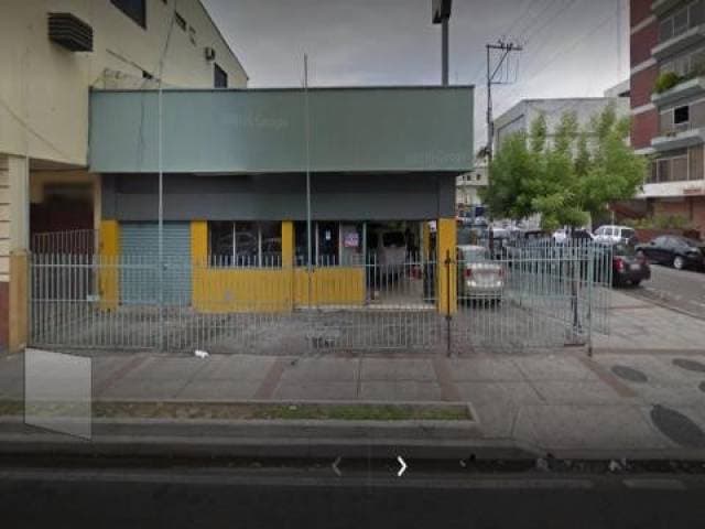 SECTOR AUTOMOTRIZ EN VENTA LOCAL COMERCIAL  ESQUINERO — foto 2