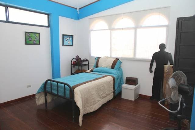Hermosa Casa Completamente Remodelada para ser tu Oasis en Salinas — foto 12
