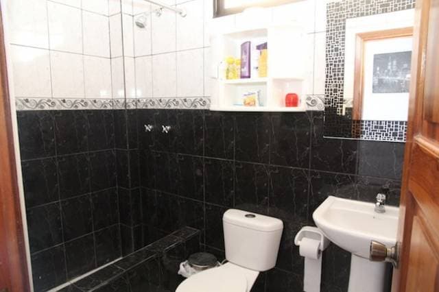 Hermosa Casa Completamente Remodelada para ser tu Oasis en Salinas — foto 14