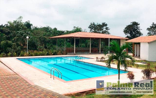 Casa esquinera de 2 pisos en Conjunto Privado — foto 4