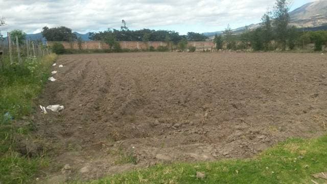 Terreno en Atuntaqui — foto 3