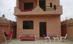 VENDO CASA AMOBLADA EN SALINAS