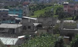 SE VENDE LOTE DE TERRENO CON CASA