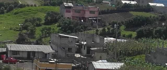 SE VENDE LOTE DE TERRENO CON CASA — foto 4