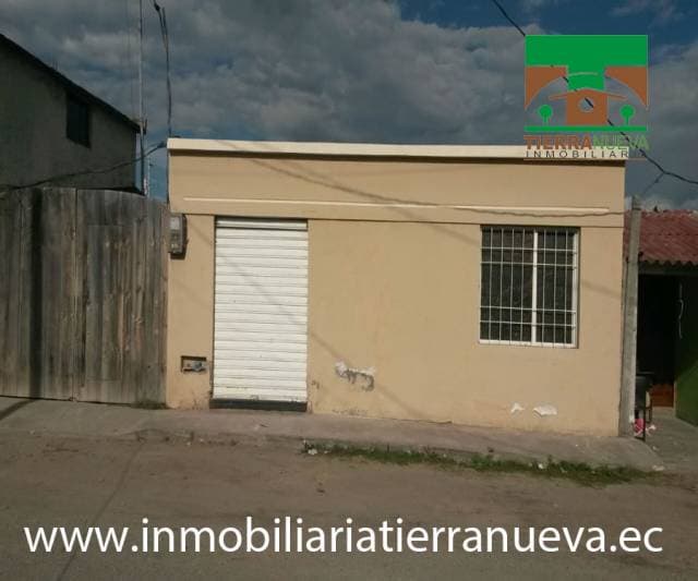 EN VENTA CASA EN EL CENTRO DE URCUQUI — foto 1