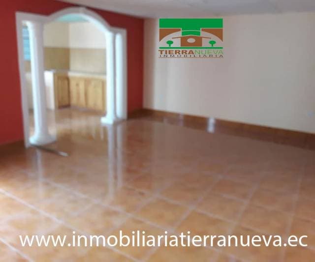 VENDO DEPARTAMENTO Y GALPON EN OTAVALO — foto 1