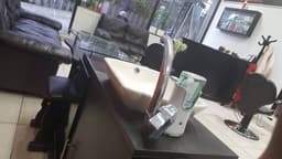 VENDO PELUQUERIA 3 AMBIENTES, 1 BAÑO
