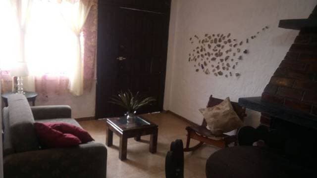 $370 RENTO/ARRIENDO APARTAMENTO TOTALMENTE INDEPENDIENTE CON GARAJE. — foto 2