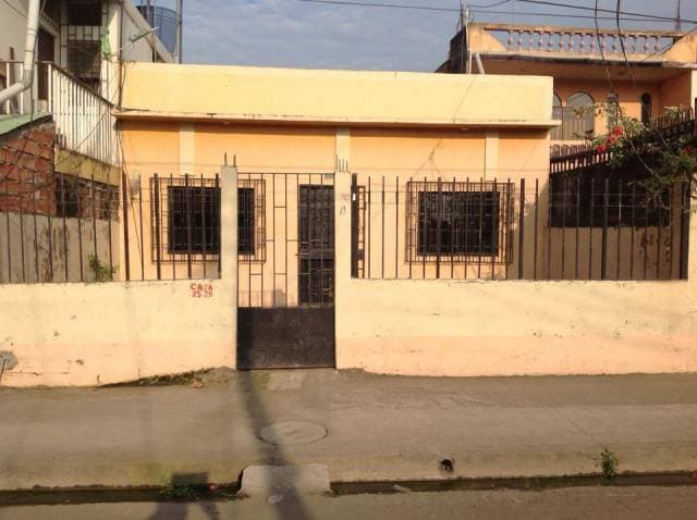 casa de venta en av. Quito y Prec. Estrada. — foto 2