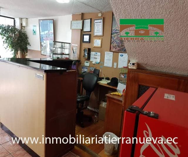 VENDO HERMOSO HOTEL CRYSTAL UBICADO EN EL CENTRO DE CAYAMBE — foto 7