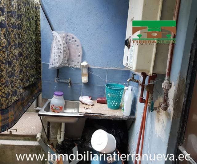 VENDO HERMOSO HOTEL CRYSTAL UBICADO EN EL CENTRO DE CAYAMBE — foto 14