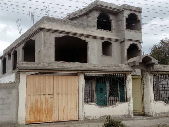 VENDO HERMOSA CASA — foto 1