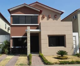 Vendo casa En Ciudad Celeste etapa La Brisa hecha por el dueno