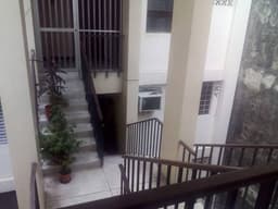 Vendo lindo depto remodelado en centro de Gye P Ycaza y Boyaca