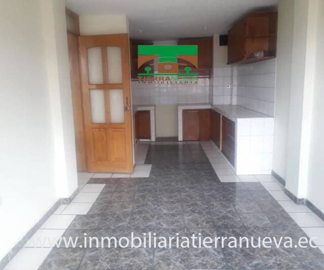 VENDO 2 DEPARTAMENTOS EN EL CENTRO DE OTAVALO — foto 3
