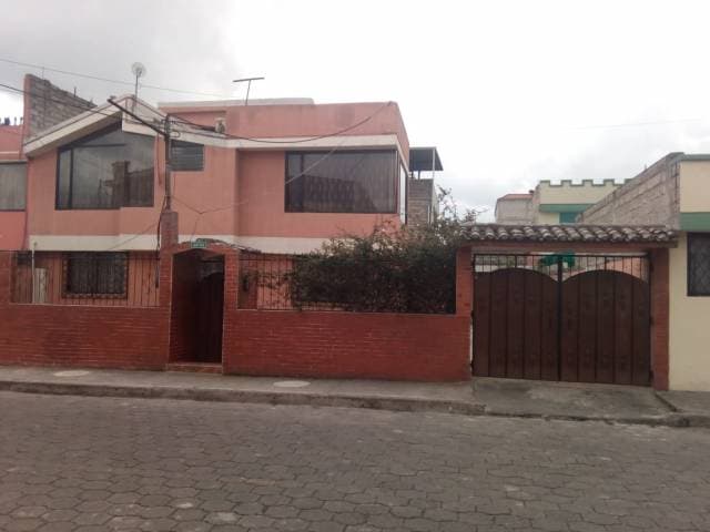 CASA 2 PISOS