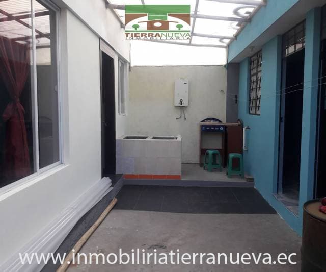 EN OTAVALO VENDO HERMOSA CASA — foto 5