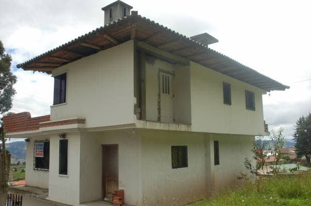 AMPLIA, COMODA Y TURISTICA CASA AL PIE DEL COJITAMBO — foto 10