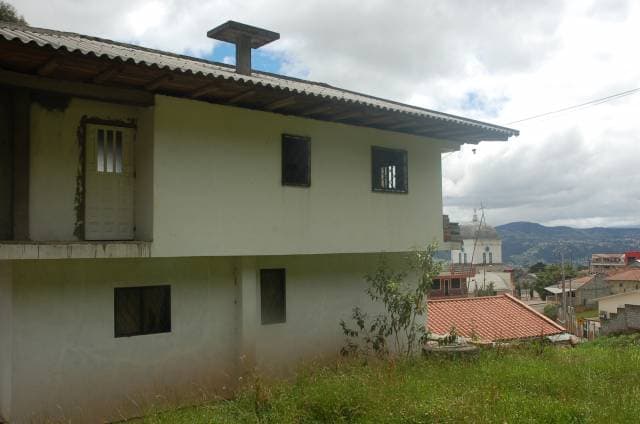 AMPLIA, COMODA Y TURISTICA CASA AL PIE DEL COJITAMBO — foto 11
