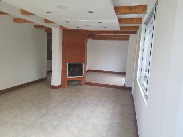 VENDO CASA CONOCOTO 219M2 VALLE DE LOS CHILLOS — foto 2