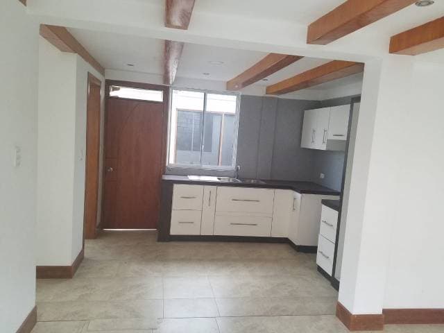 VENDO CASA CONOCOTO 219M2 VALLE DE LOS CHILLOS — foto 4