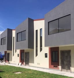 HERMOSAS CASAS EN EL VALLE DE LOS CHILLOS, DE 2 PISOS EN 70.000. APLICA CRÉDITO VIP.