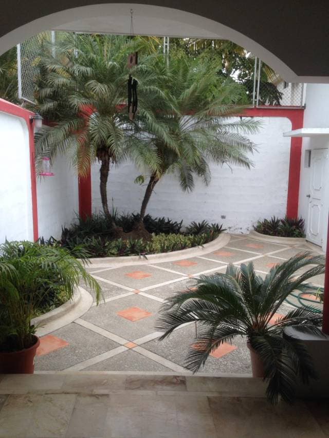 Vendo villa en Puerto Azul 392 mts de construcción — foto 5