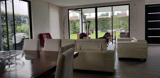 Casa de venta en conjunto Tumbaco; 3 dormitorios.  $ 330000 — foto 14