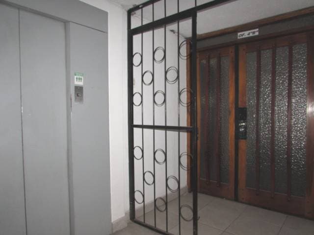 EDIFICIO EN VENTA 2100m2  AV. 6 DE DICIEMBRE SECTOR MULTICENTRO — foto 5