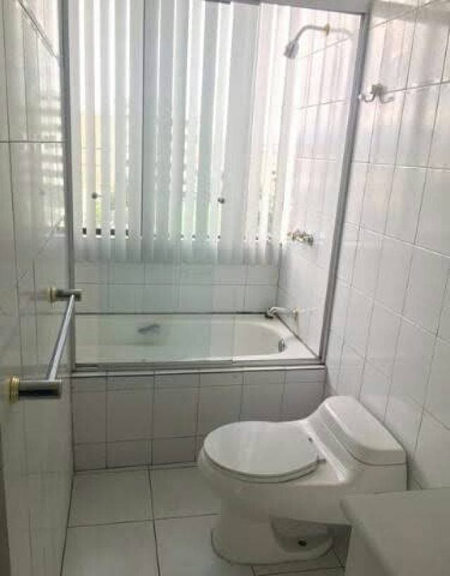 EXCELENTE OFICINA DE VENTA SHYRIS E ISLA FLOREANA — foto 5