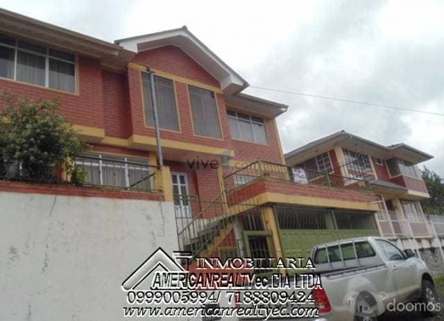 CASA CON TERRENO EN BIBLIÁN