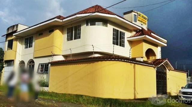 VENDO CASA DE DO PISOS EN SANTO DOMINGO — foto 1
