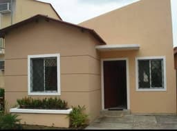 Acogedora villa para familia corta