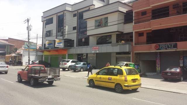 Edificio comercial  excelente ubicacion — foto 2