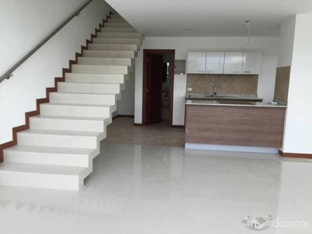 LOFT SECTOR PRIVILEGIADO CUMBAYA — foto 4