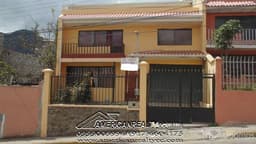 CASA DE VENTA EN AZOGUES