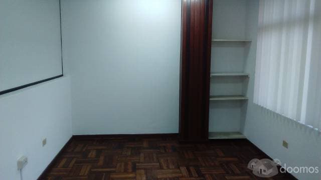EXCELENTE UBICACIÓN — foto 6