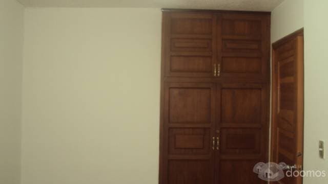 ARRIENDO DEPARTAMENTO PREFERIBLE PARA ESTUDIANTES O FAMILIA CORTA NO NIÑOS. — foto 8