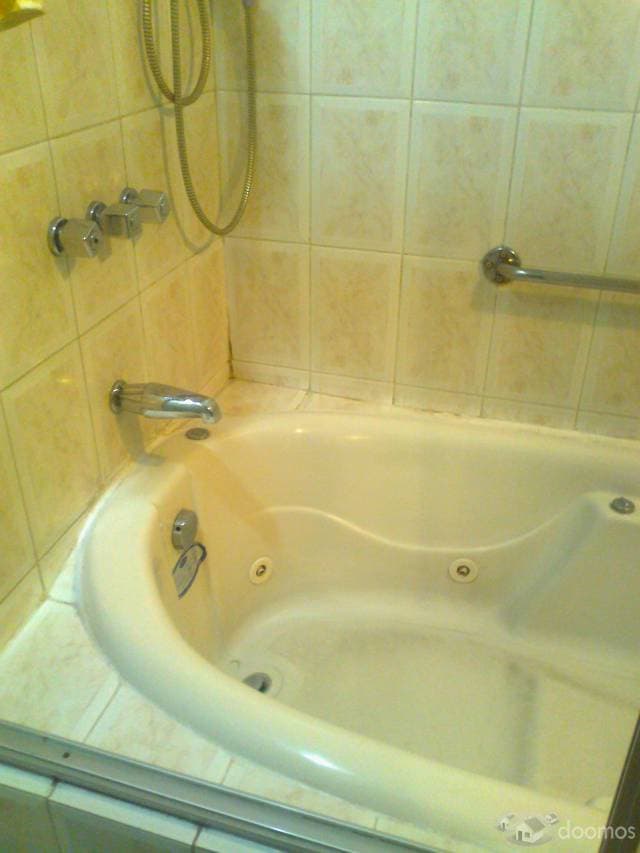 Habitacion amoblada disponible para señorita estudiante — foto 3