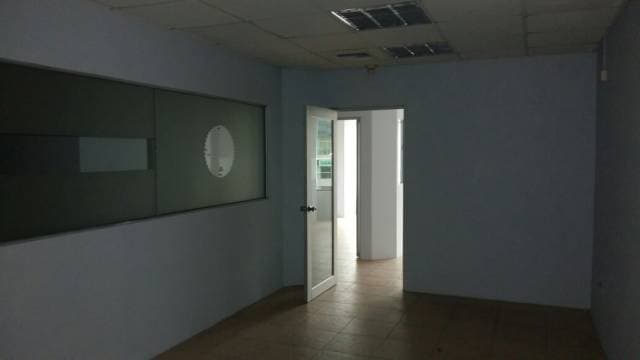 Alquilo Oficina en Edificio Corporativo — foto 5