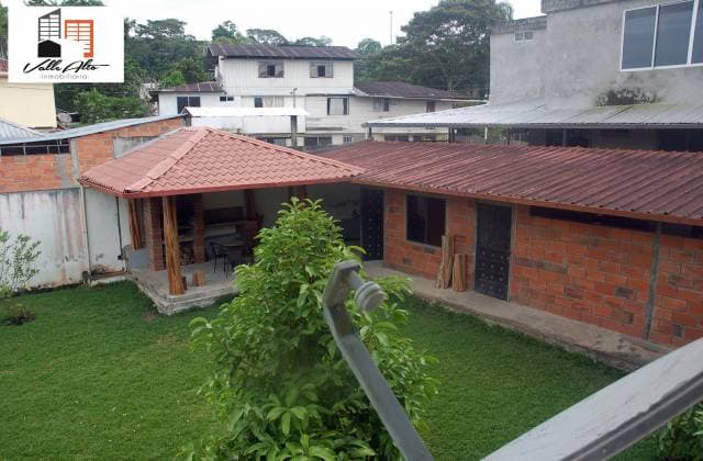CASA AMPLIA EN MACAS — foto 3