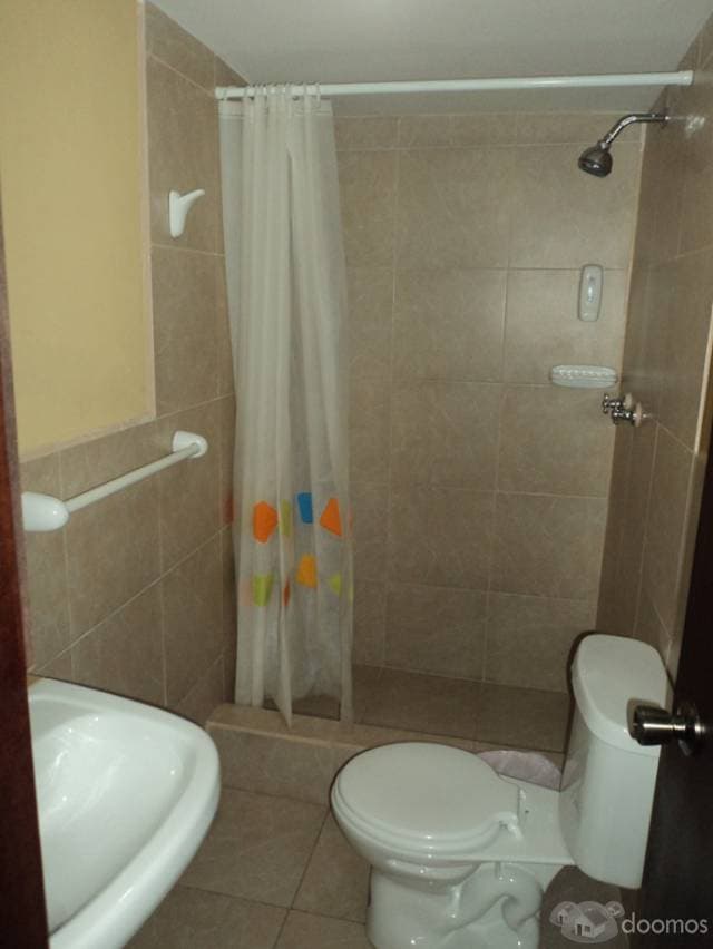Residencia Estudiantil Arrienda Cuartos Amoblados — foto 2