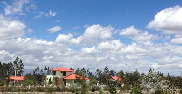 Hermosos Terrenos Totalmente Planos Para Casas de Campo en Malchinguí — foto 1