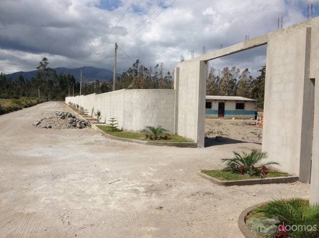 Hermosos Terrenos Totalmente Planos Para Casas de Campo en Malchinguí — foto 2
