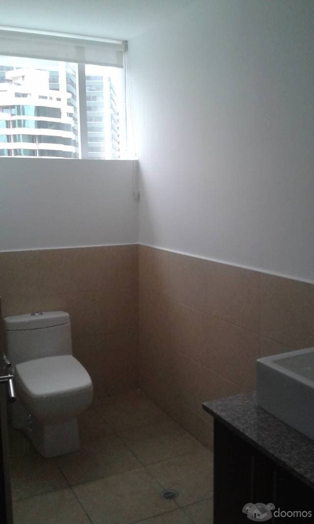 Hermosa oficina de 100 m2 en arriendo — foto 5
