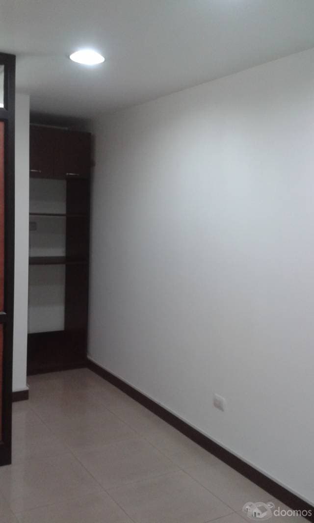 Hermosa oficina de 100 m2 en arriendo — foto 8