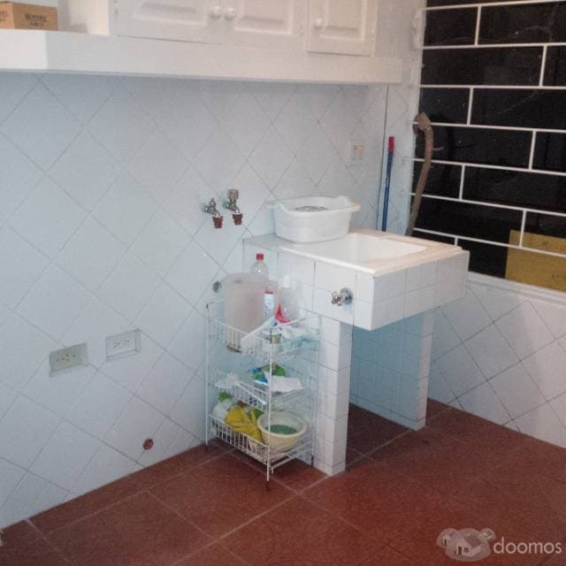 AMPLIA Y BONITA CASA CON ACABADOS DE MADERA — foto 5