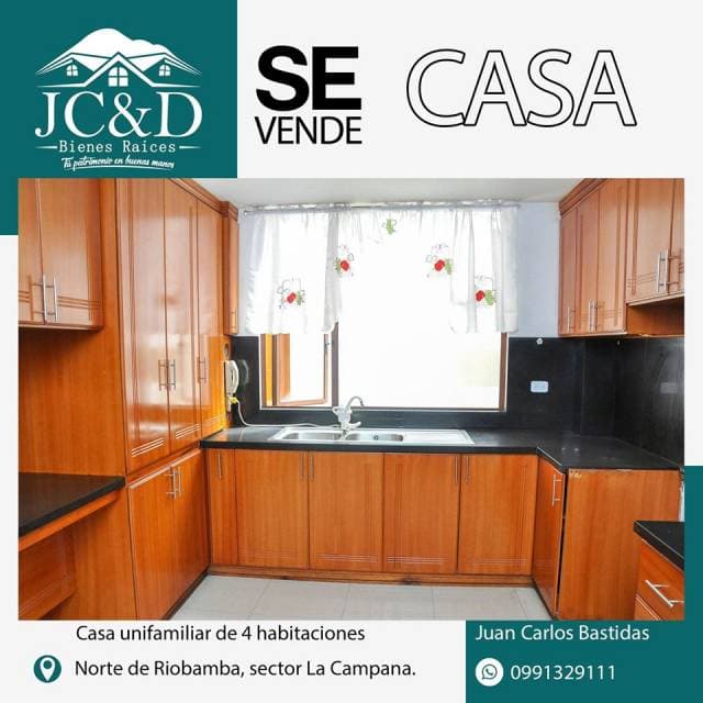 Casa Unifamiliar de 4 dormitorios en Riobamba — foto 1