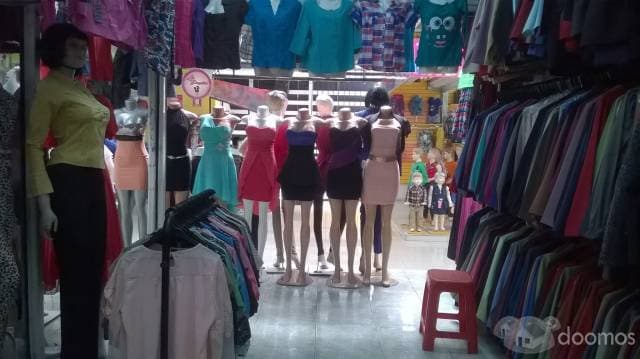 LOCAL COMERCIAL EN EL SECTOR IPIALES,CENTRO DE QUITO — foto 1