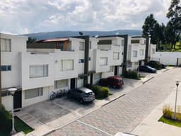 Casa de venta en Conocoto